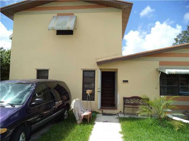 7040 SW 16 TE, Miami, FL 33155