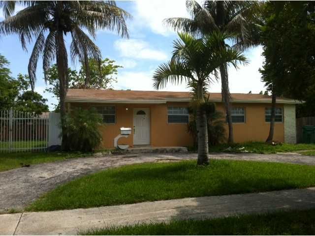 11290 CARIBBEAN BL, Miami, FL 33157