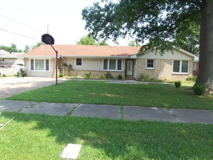 104 Center Crescent, Blytheville, AR 72315