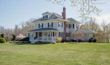 19 Depot Rd Cataumet, MA 02534