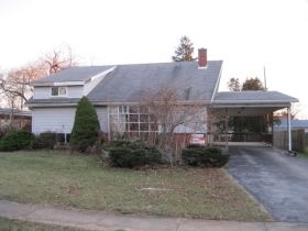 720 Gunnison Rd, York, PA 17404