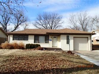 2035 S Edgemoor St, Wichita, KS 67218