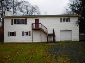 110 Campbell Way, Tobyhanna, PA 18466