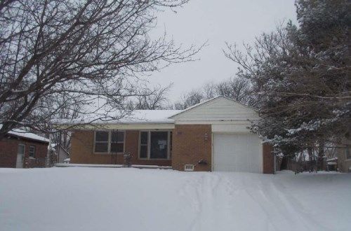 1831 Drollinger St, Wichita, KS 67218