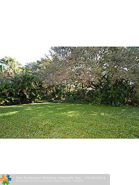 1810 E OAK KNOLL CIR, Fort Lauderdale, FL 33324