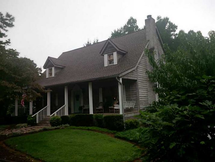 2175 Thunder Oaks Drive, Young Harris, GA 30582