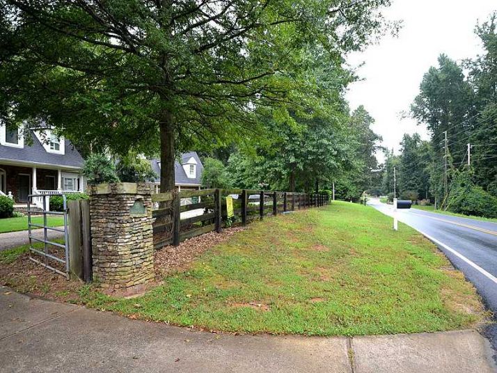 1990 Southers Circle, Suwanee, GA 30024