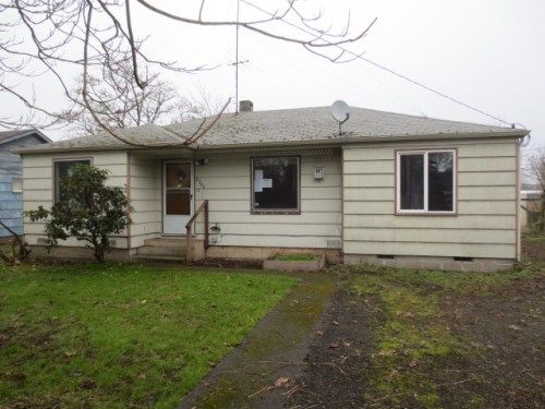 2706 J Street, Springfield, OR 97477