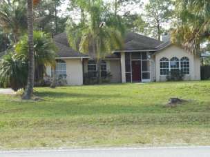 15934 Temple Blvd, Loxahatchee, FL 33470