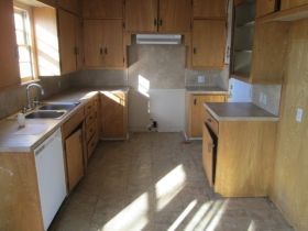 2409 37th St, Lubbock, TX 79412