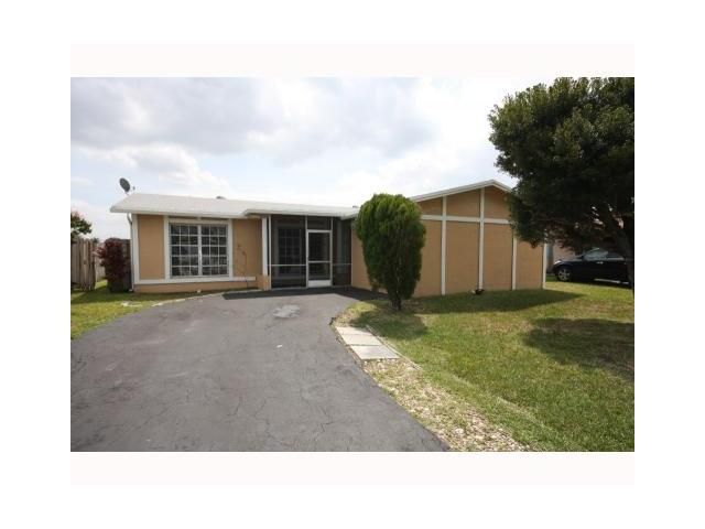 11640 NW 32ND MNR, Fort Lauderdale, FL 33323