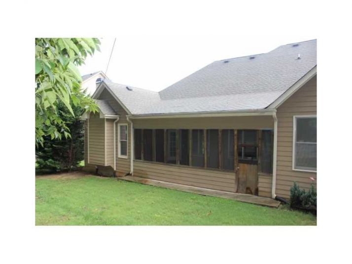 2268 Democracy Drive, Buford, GA 30519