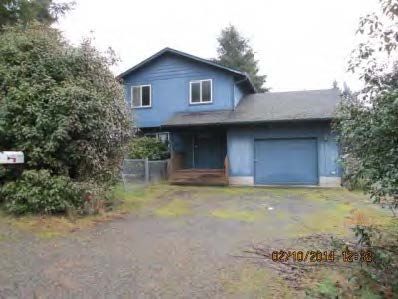 70 NE Davey Jones Ct, Belfair, WA 98528