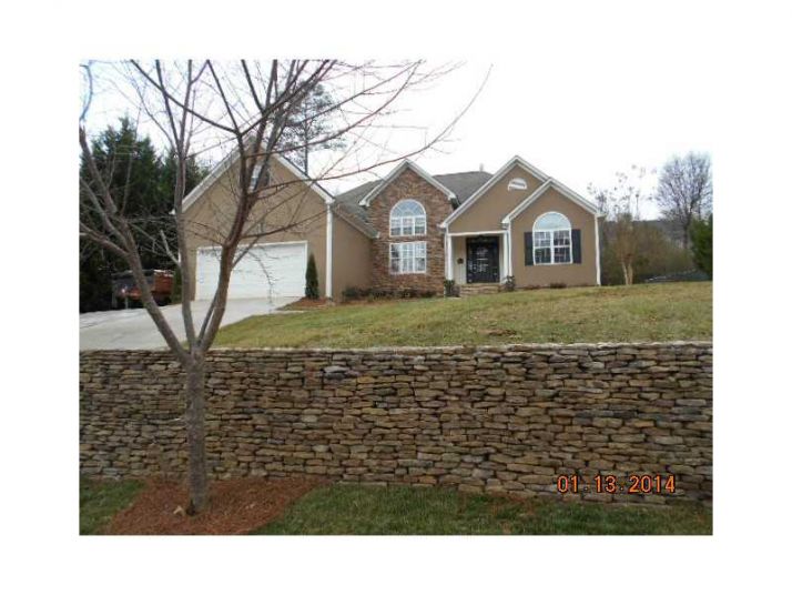 110 Towne Lake Drive Ne, Calhoun, GA 30701