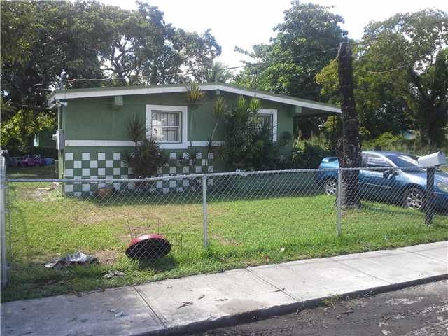 1826 NW 64 ST, Miami, FL 33147