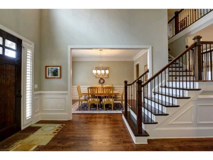 2111 E Roxboro Road, Atlanta, GA 30324