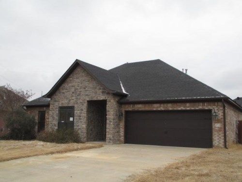 2735 Muscadine, Conway, AR 72034