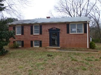 100 Chestnut Blvd, Anderson, SC 29625