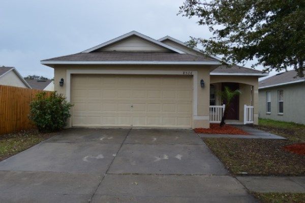 8526 Deer Chase Dr, Riverview, FL 33578