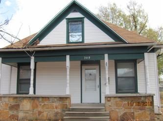 309 N Roane St, Webb City, MO 64870