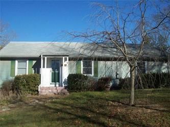 186 Geer Rd, Jewett City, CT 06351