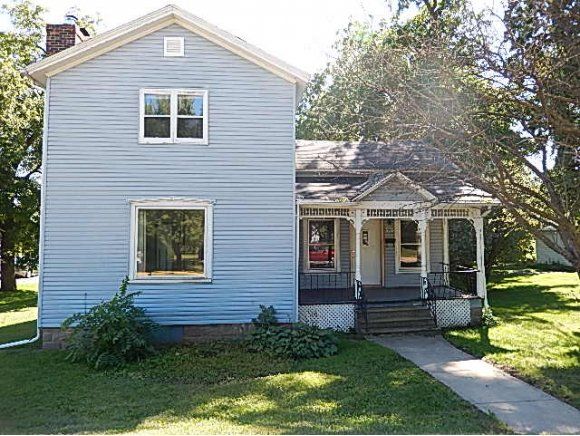 646 E Main St, Omro, WI 54963