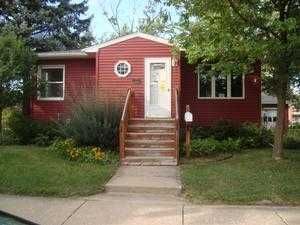 137 E Huron St, Omro, WI 54963