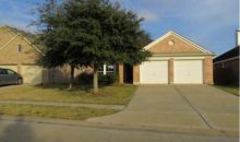 2111 Breezeway Ln Pearland, TX 77584