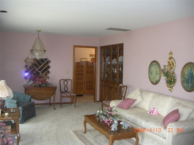 212 Coffee Drive, La Center, KY 42056
