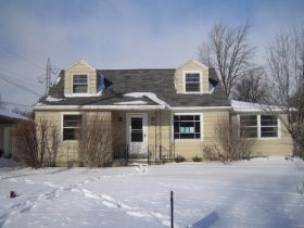 5633 Stellhorn Rd, Fort Wayne, IN 46815