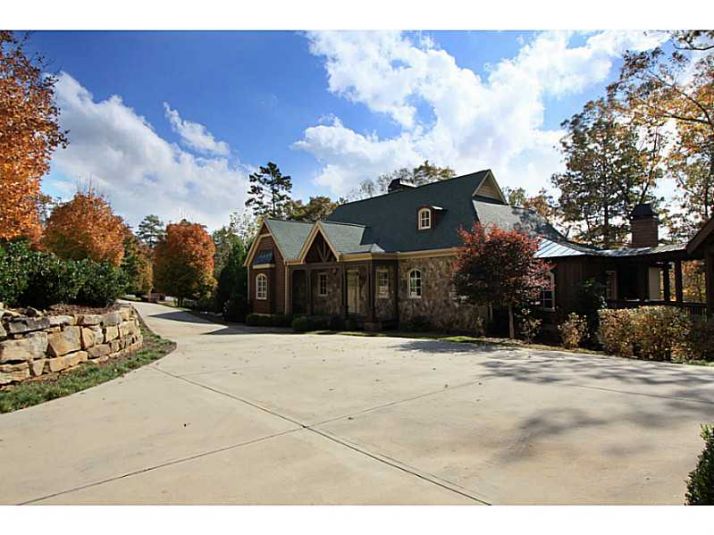 29 Placer Drive, Dahlonega, GA 30533