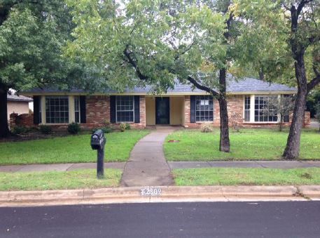 2809 Peachtree Lane, Arlington, TX 76013