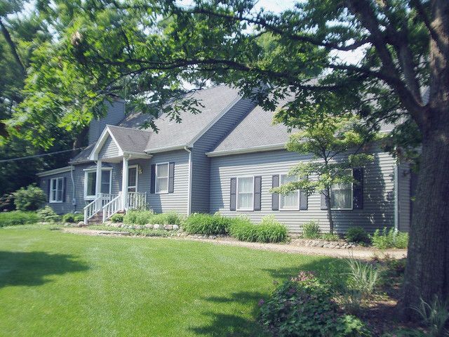 7318 S. Rawson Bridge Rd., Cary, IL 60013