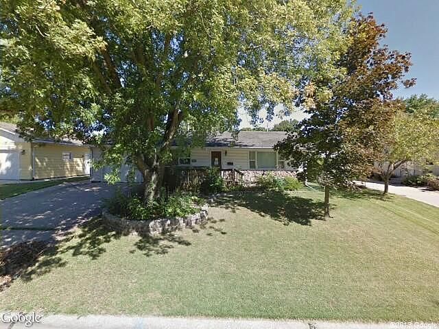 32Nd Ave, East Moline, IL 61244