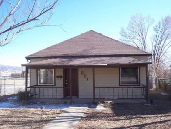 901 S 4th St, Raton, NM 87740