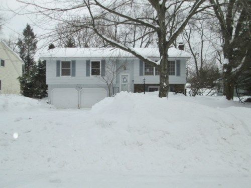 1528 Highgate Rd, Kalamazoo, MI 49006
