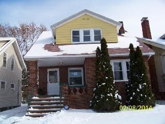 4933 E 111th St, Cleveland, OH 44125