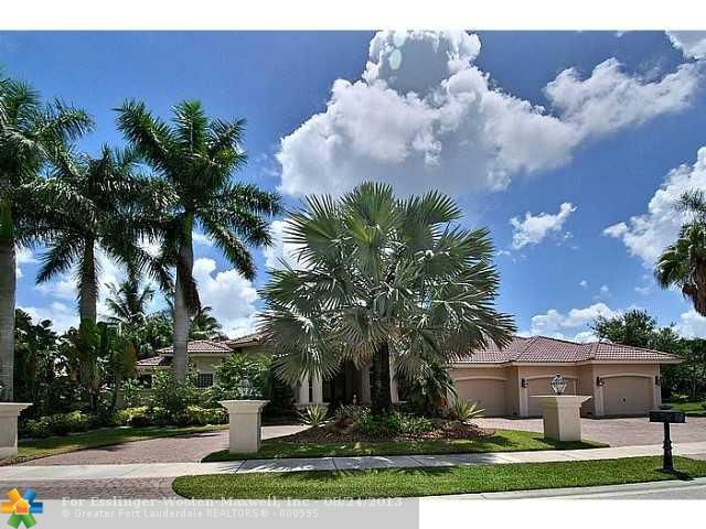 2484 PROVENCE CIR, Fort Lauderdale, FL 33327