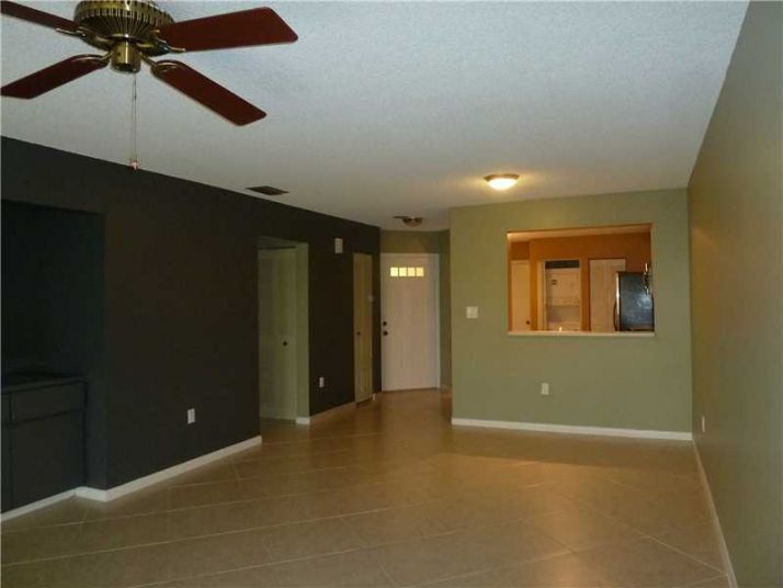 124 NW 98 TE # 0, Fort Lauderdale, FL 33324