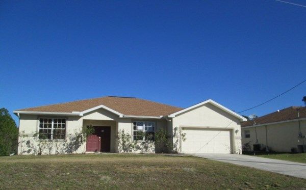 2618 20th St W, Lehigh Acres, FL 33971