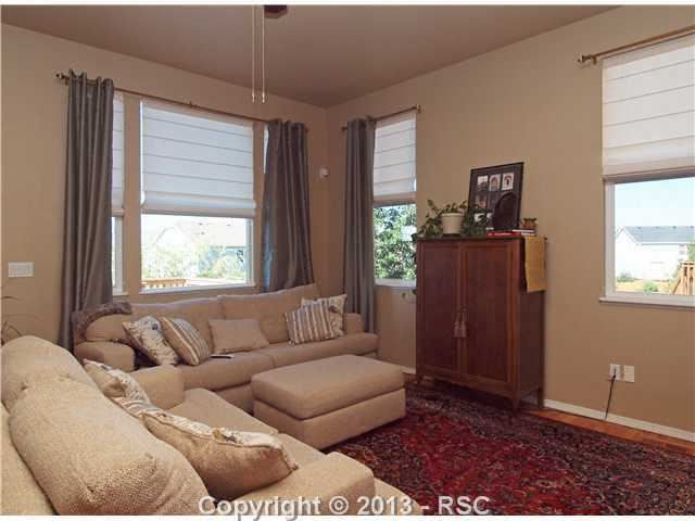 6252 Tenderfoot Dr, Colorado Springs, CO 80923