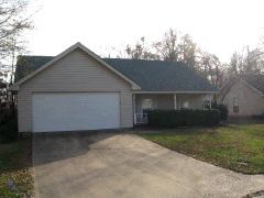 1605 W Oak, Jonesboro, AR 72401