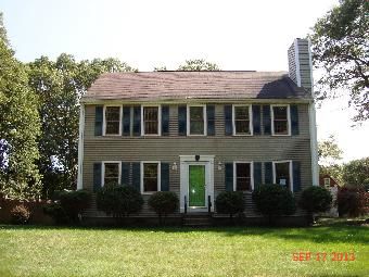 81 Prospect Hill St, Taunton, MA 02780