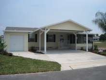 813 Sutton St., Lady Lake, FL 32159