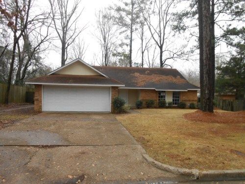 1242 Ferntree Drive, Jackson, MS 39211
