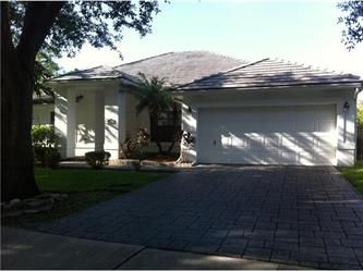 9737 N Springs Wy, Pompano Beach, FL 33076
