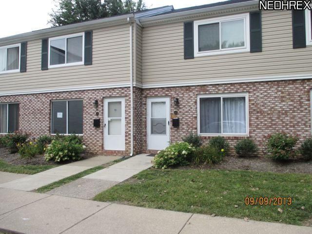 412 Pepper Tree Ln # 412, Painesville, OH 44077