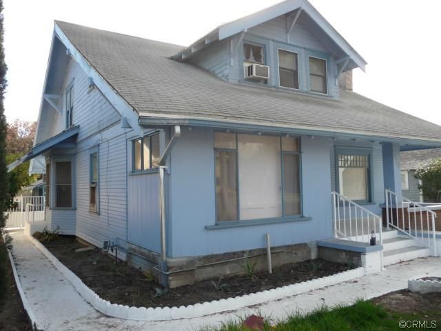 318 E Columbia Ave, Pomona, CA 91767