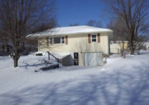 1508 Choctaw St, Leavenworth, KS 66048