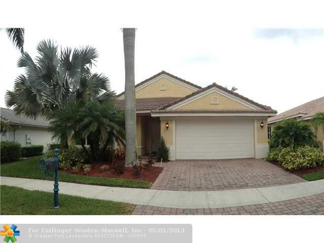 1857 HARBOR VIEW CIR, Fort Lauderdale, FL 33327